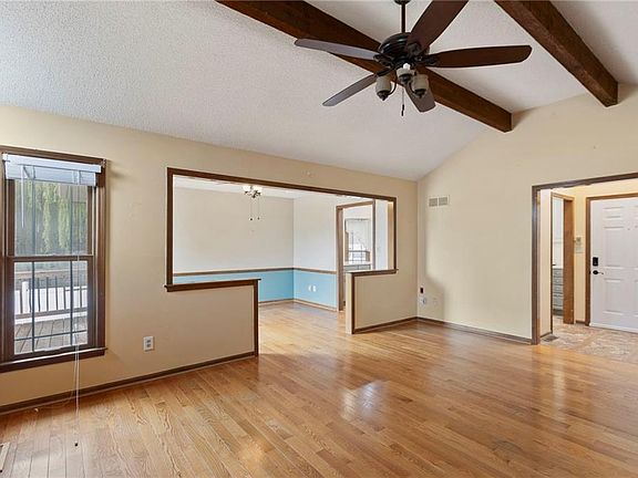 3rd image of 1769 SE Silkwood Ln