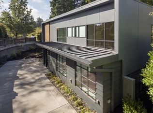 2635 SW Georgian Pl, Portland, OR 97201