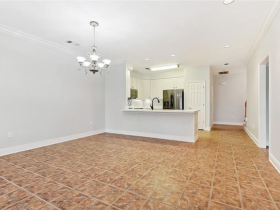 4th image of 1678 Marina Dr