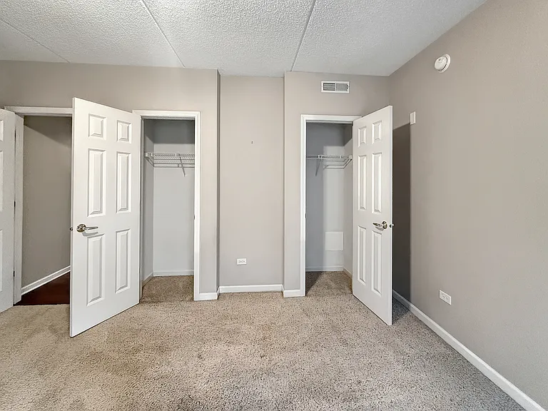 701 W Rand Rd #137 — Photo 15