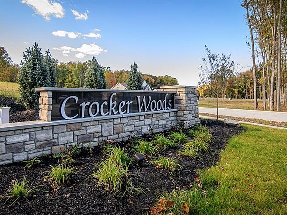 2nd image of 4607 Crocker Woods