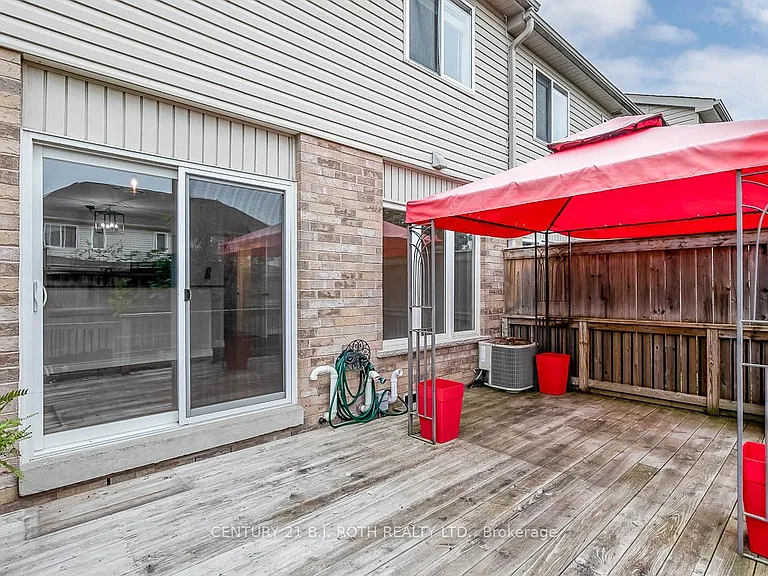 430 Mapleview Dr E #18 — Photo 39