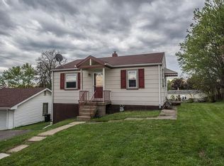 2058 Warren Ave, Irwin, PA 15642