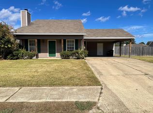 208 Meadow Lark Dr, Brandon, MS 39047