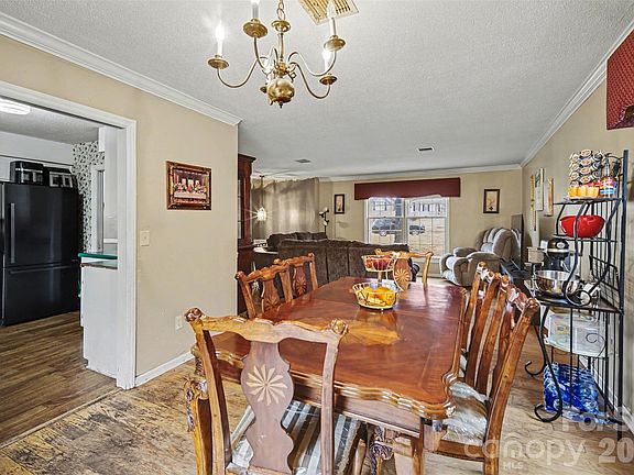 5th image of 209 Windover Dr