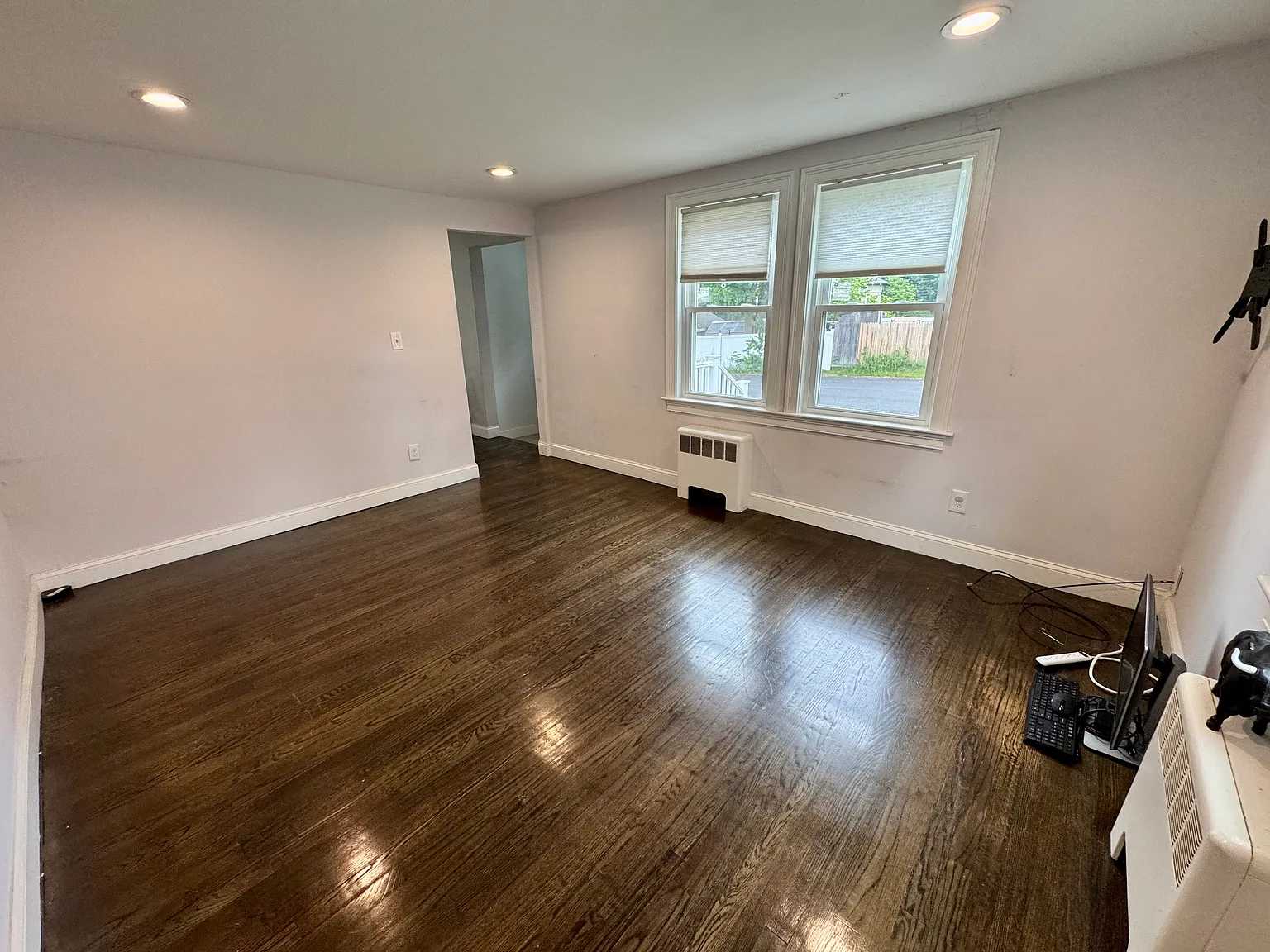 3 bed, 1700 sqft, $3,600 — Photo 3