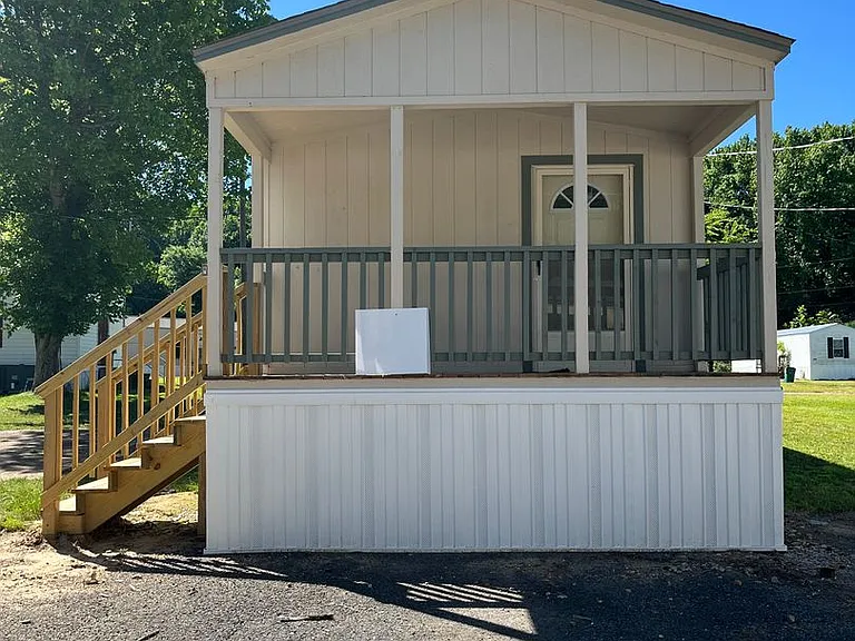 4144 Thomas St — Photo 12