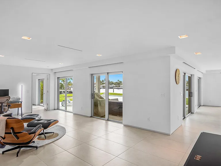 35 Castle Harbor Isle — Photo 11
