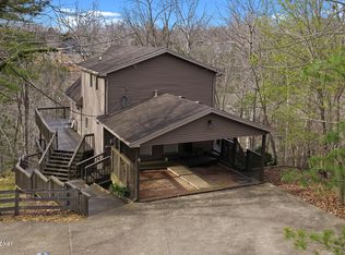 122 Pineland Ln, Brandenburg, KY 40108