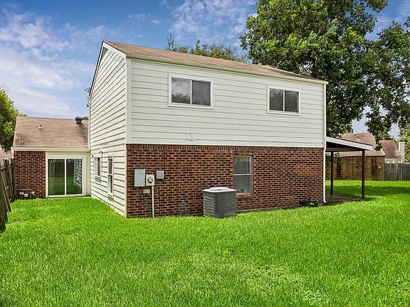 2nd image of 3406 Duncaster Ct