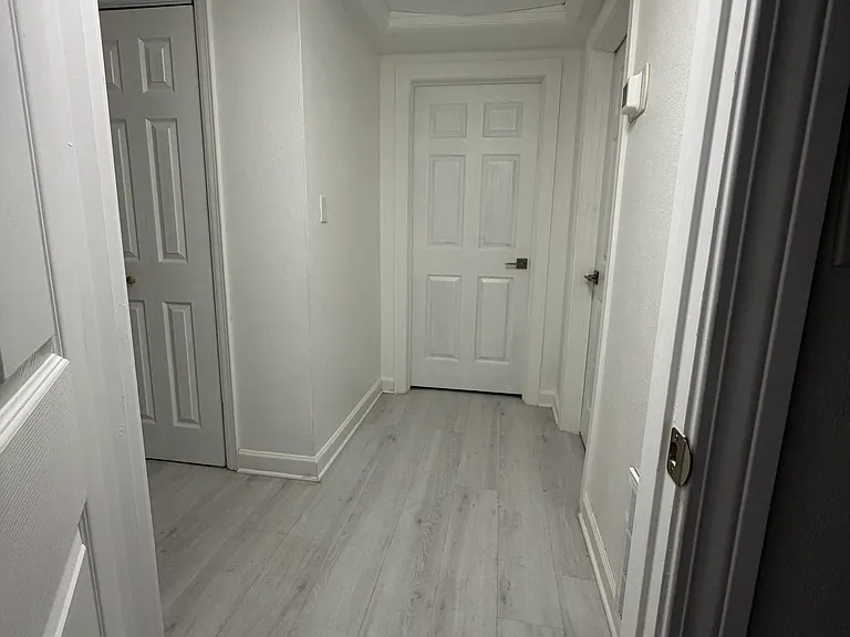 1860 E Hatton St — Photo 14