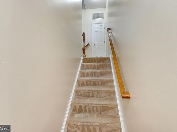 4th image of 4402 Atwood Dr