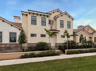 906 E Venice Ave, Venice, FL 34285