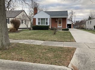 22412 Saint Gertrude St, Saint Clair Shores, MI 48081