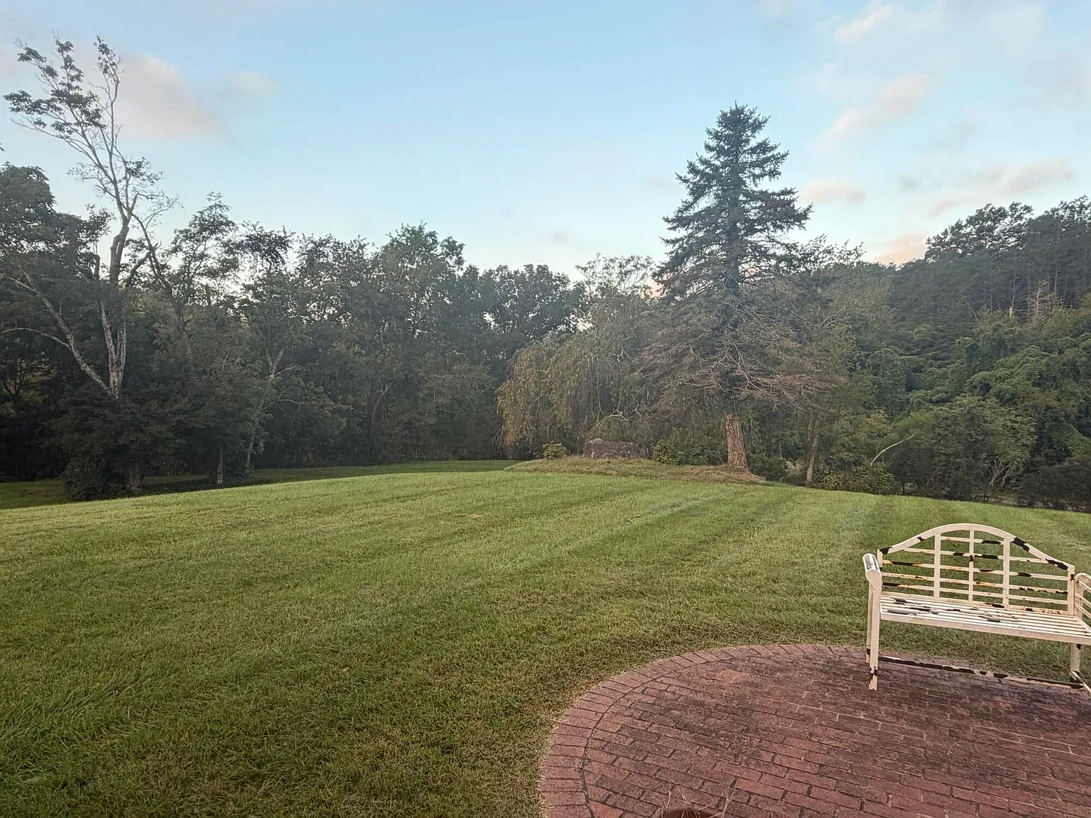 2 bed, 1.0 bath, 900 sqft, $1,300 — Photo 4