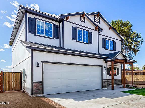 3rd image of 830 N HERITAGE Road