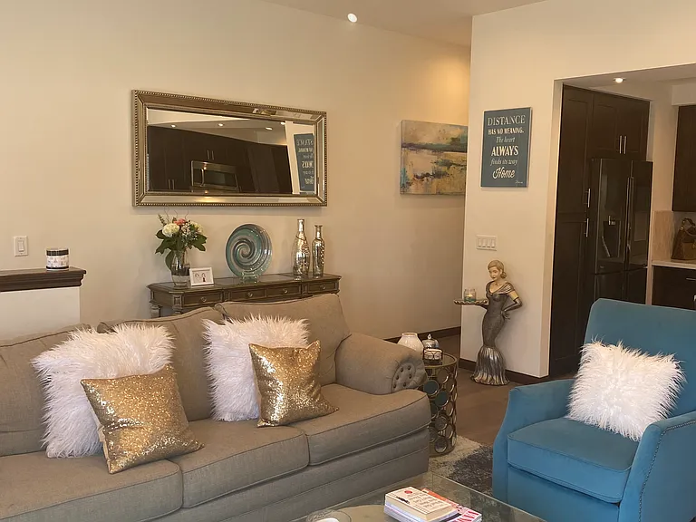 14947 W Magnolia Blvd — Photo 3