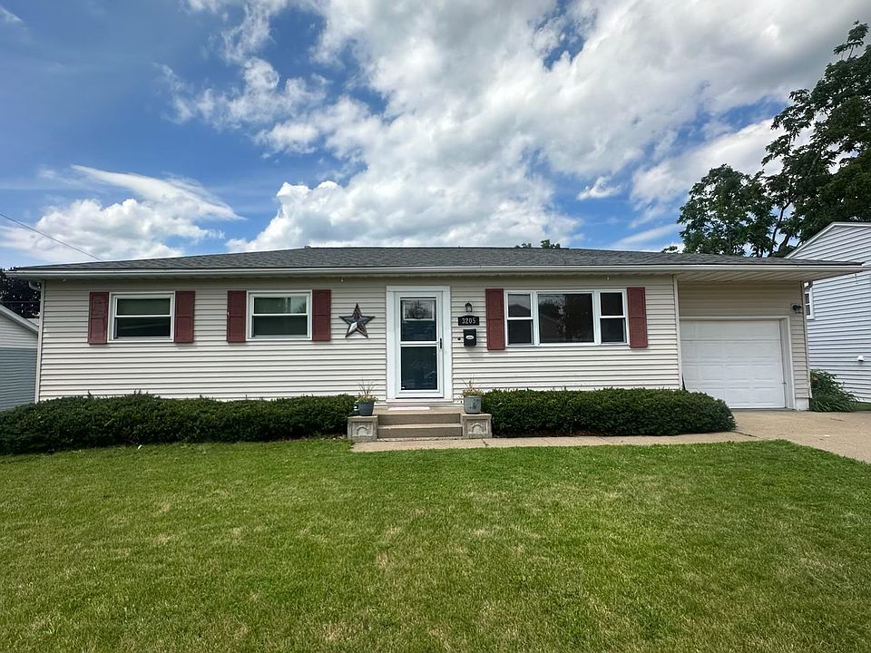 1st image of 3205 Kaufmann Ave