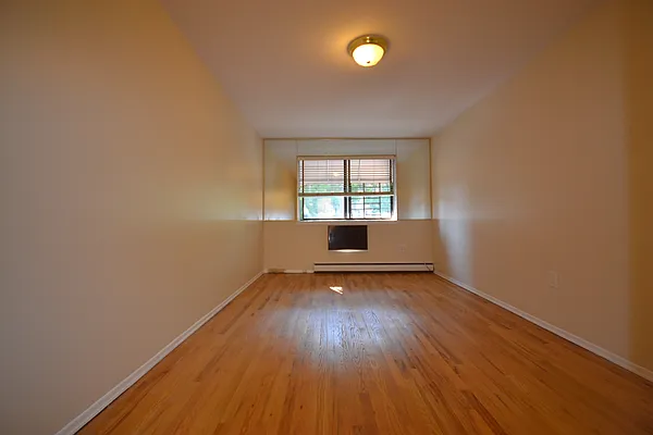 Rented by Silverstein Collection LLC  | media 15