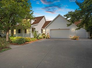 N9618 Noe Rd, APPLETON, WI 54915