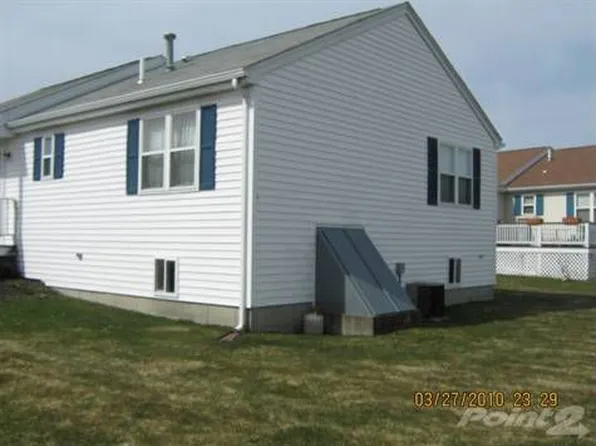 45 Crystal Water Dr, East Bridgewater, MA 02333