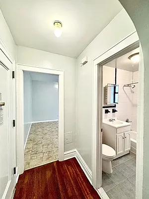 Rented by Pear NYC LLC | media 12