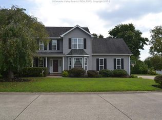 314 Plantation Dr, Hurricane, WV 25526