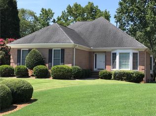 445 Singletree Trce, Alpharetta, GA 30004