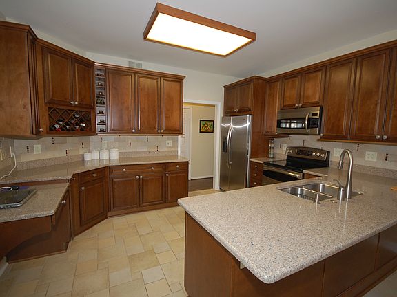 2nd image of 21116 Blue Bill Ct