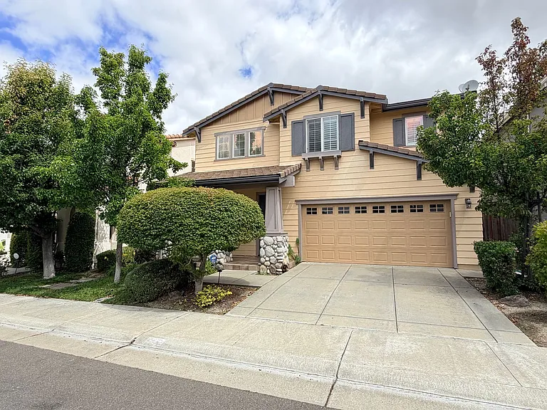 2336 Millenium Ln — Photo 20