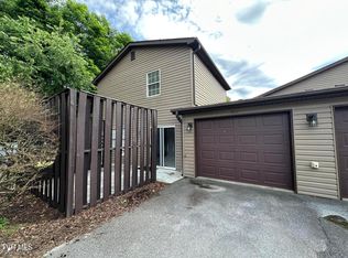 504 Pilgrim Ct APT D, Johnson City, TN 37601