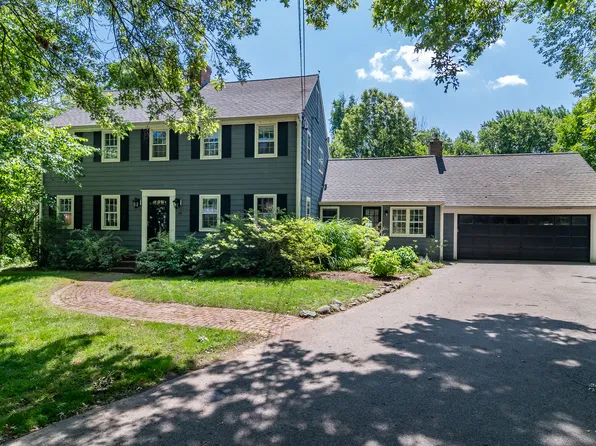 132 Pelham Island Rd, Wayland, MA 01778