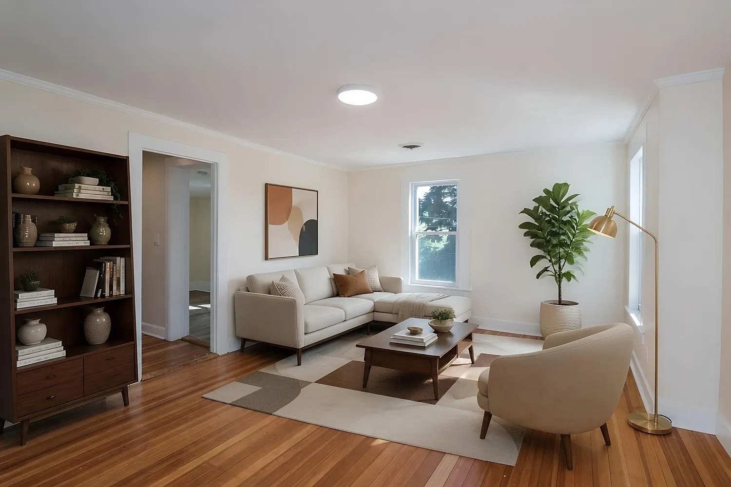 3 bed, 1.0 bath, 1537 sqft, $2,900 — Photo 1