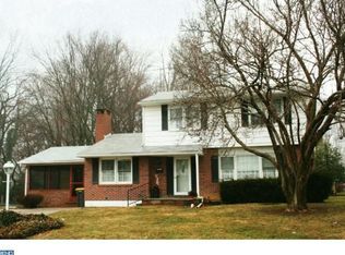 2 Ronna Dr, Wilmington, DE 19808