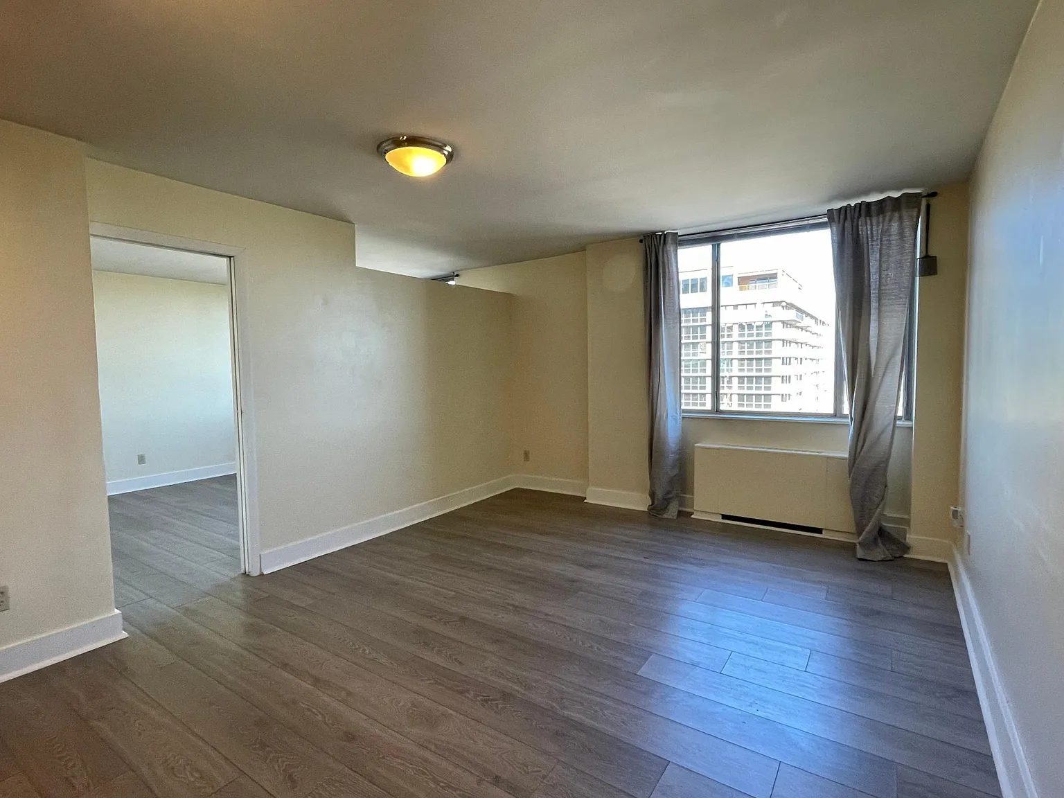 1 bed, 600 sqft, $1,100 — Photo 3