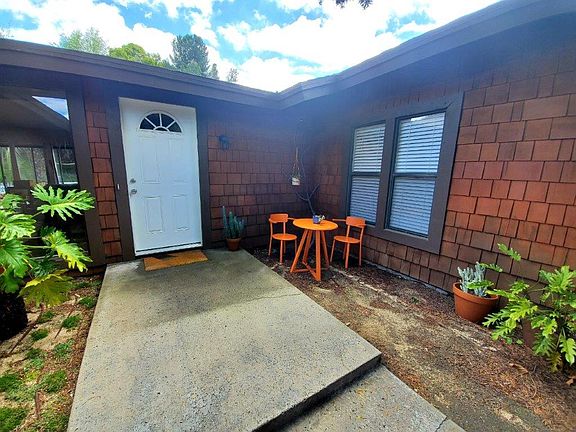 2nd image of 30131 Santa Cecilia Dr
