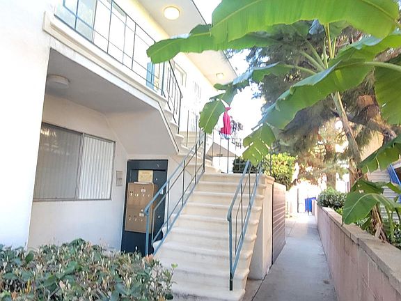 4th image of 12223 Pacific Ave #B