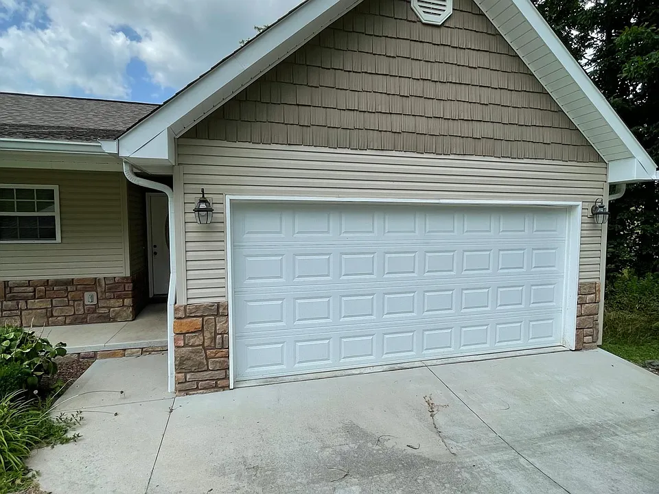 210 Vanover Ln #1