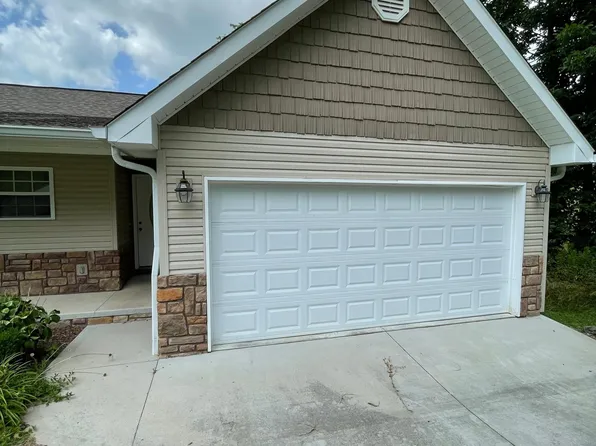 210 Vanover Ln #1, Jacksboro, TN 37757