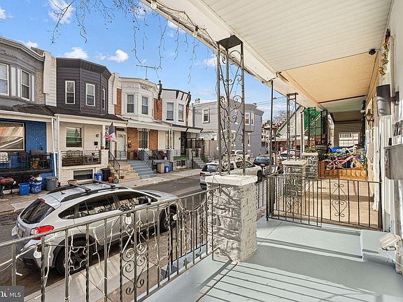 3rd image of 2937 Nicholas St