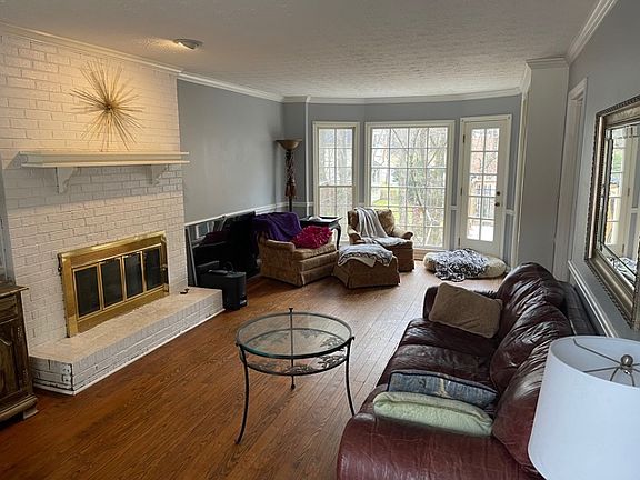 4th image of 4118 Orchard Knl NW