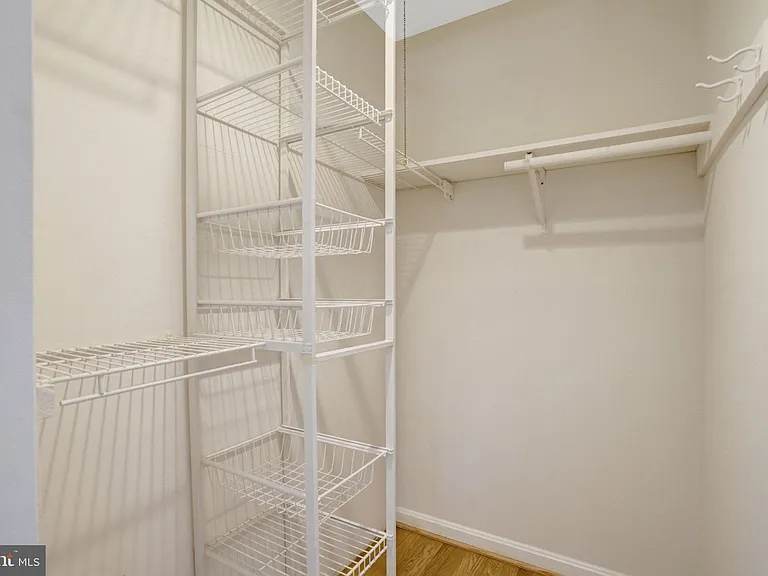 8236 Governors Ct — Photo 19
