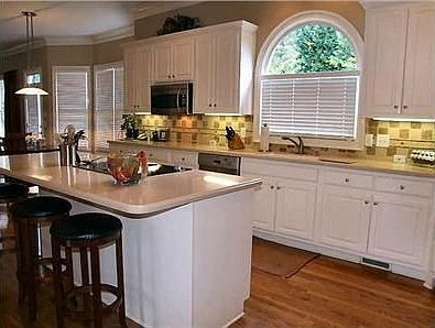 4th image of 1975 Charrwood Ct