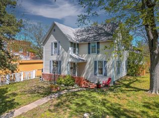 404 College St, Winfield, KS 67156