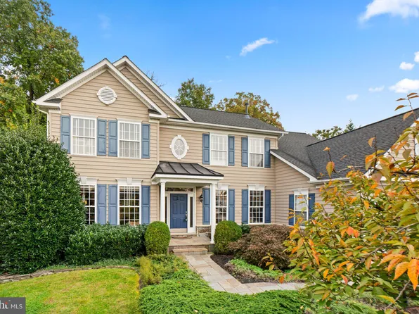 4810 Broom Dr, Olney, MD 20832