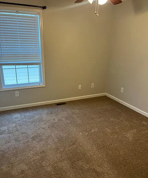 1241 Orchard Dr — Photo 10