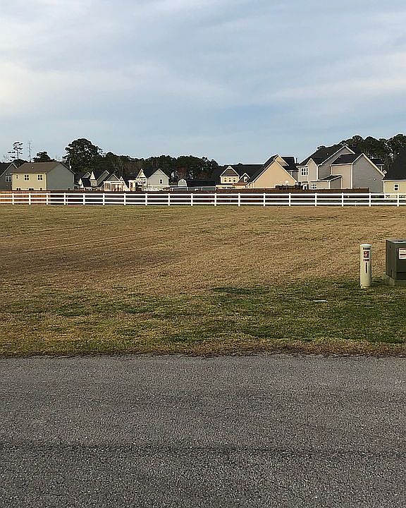 1st image of 109 Ed Coles Ct