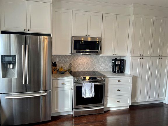 Renovated kitchen with induction cooking!