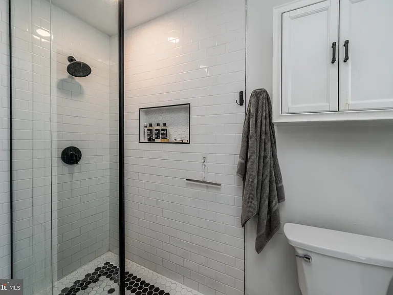 803 S Bond St — Photo 15