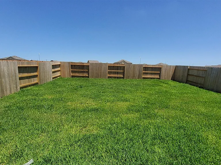26810 Scarlet Willow Dr — Photo 29